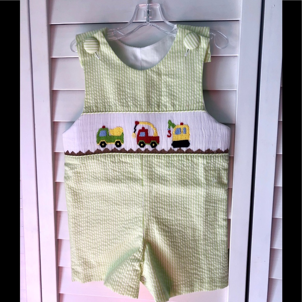 Seersucker Smocked 🚜🚛🛻